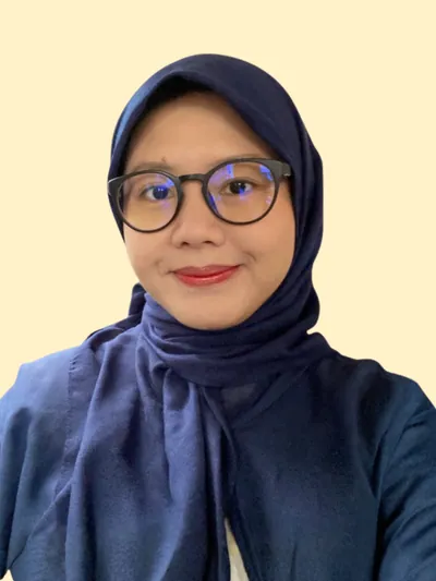 Catherine Nur Komara, B.E., M.M